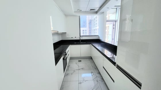 With Maid's Room | Best Layout | Vacant in April, picture 6