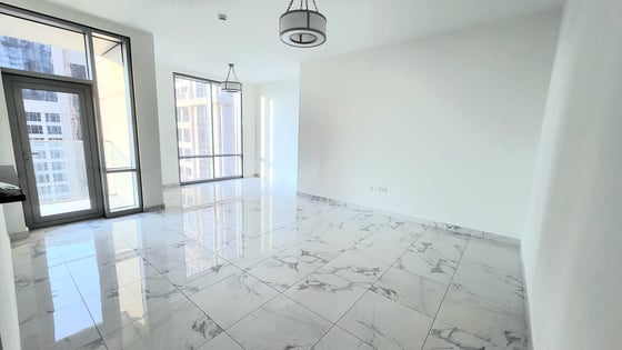 With Maid's Room | Best Layout | Vacant in April, picture 1