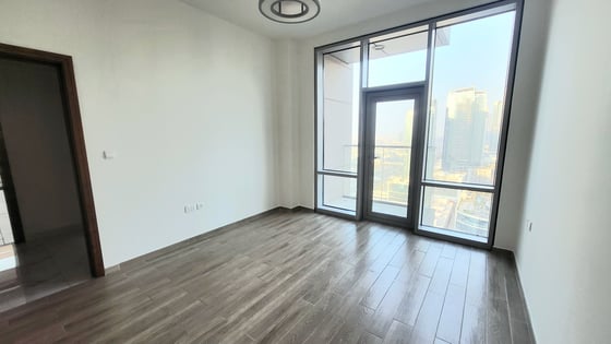 With Maid's Room | Best Layout | Vacant in April, picture 13