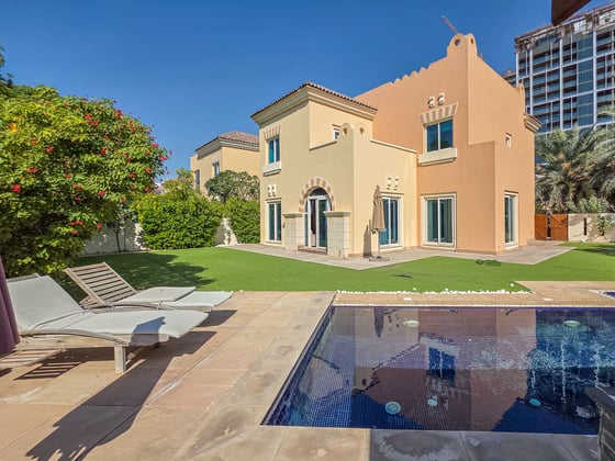 Corner Villa | Large Plot | Sunset view., picture 10