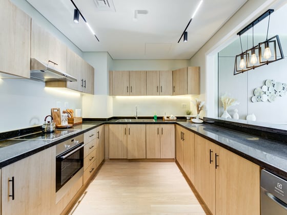 Full Marina View | Fully Renovated | Investment, picture 7