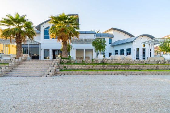 6 bedrooms Signature villa I Marina view I Extended BUA, picture 1