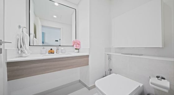 High-ROI | Fully Furnished 3BR + Maid's | Prime Location, picture 7