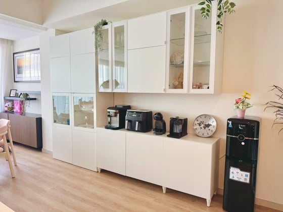 High-ROI | Fully Furnished 3BR + Maid's | Prime Location, picture 6