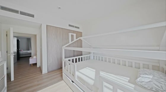 High-ROI | Fully Furnished 3BR + Maid's | Prime Location, picture 5