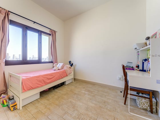 Vacant on Transfer |  High Floor | Great Condition, picture 12