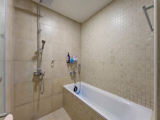Vacant on Transfer |  High Floor | Great Condition, picture 10