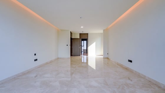 Spacious 5BR Villa | Landscaped Garden &amp; Private Pool, picture 17