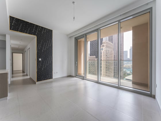 Motivated Seller | Vacant | Burj Khalifa View, picture 1