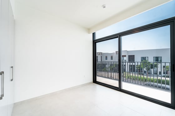 Genuine Seller | Close to Amenities | Corner, picture 8