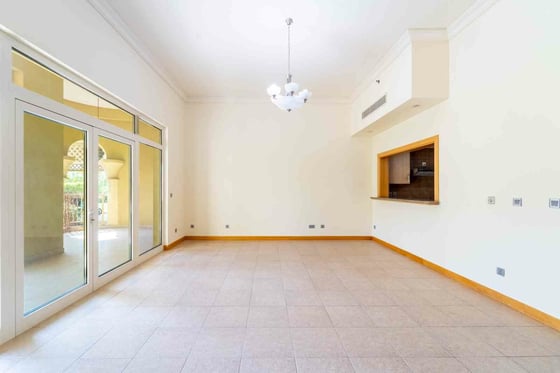Spacious Layout | Park Views | Beach Access, picture 5