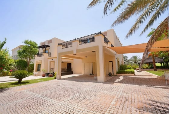 Mediterranean | Prime Golf View | Private Pool, picture 12