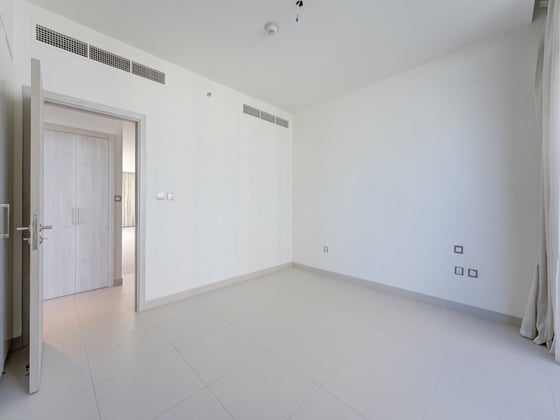 Penthouse | Vacant | Future Creek Tower Views, picture 14