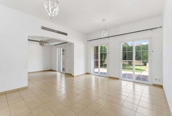 Well Maintained | Upgraded Kitchen | Vacant, picture 1