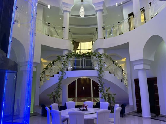 Ultra Luxury Mansion | Private Pool | Cinema, picture 2