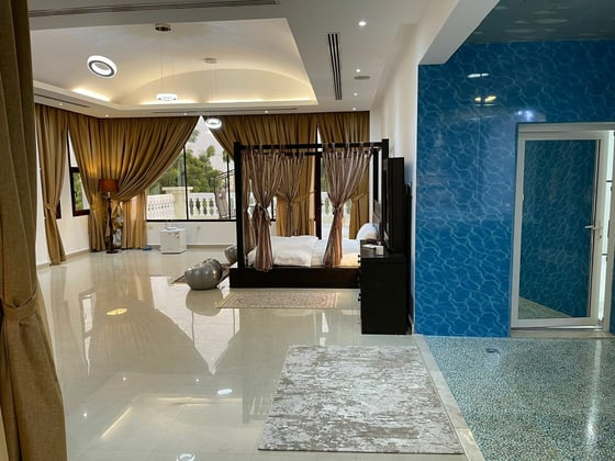 Ultra Luxury Mansion | Private Pool | Cinema, picture 26