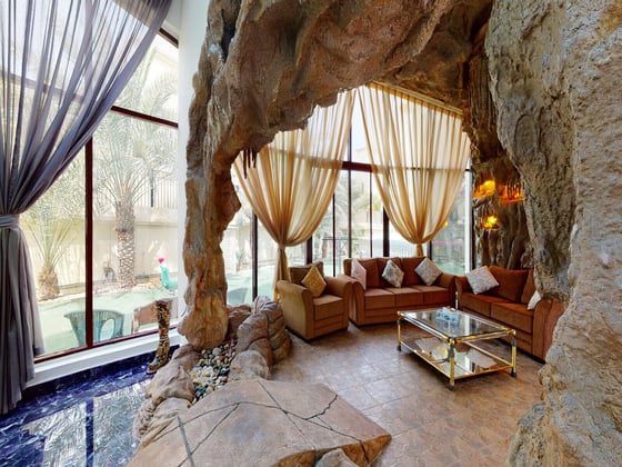 Ultra Luxury Mansion | Private Pool | Cinema, picture 28