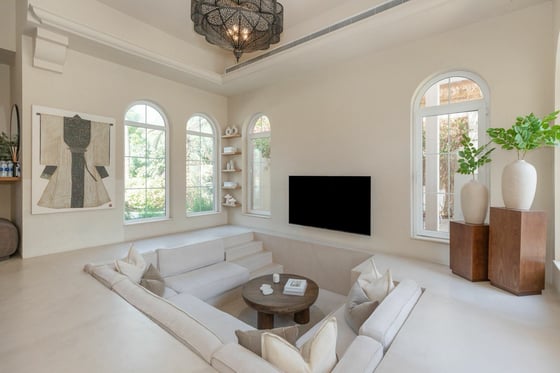 Vacant Now | Fully Upgraded | Extended.., picture 7