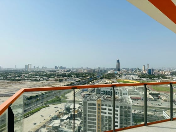 Spacious Layout | Skyline Views | Eviction Notice, picture 15