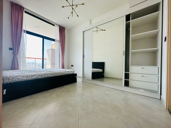 Spacious Layout | Skyline Views | Eviction Notice, picture 9