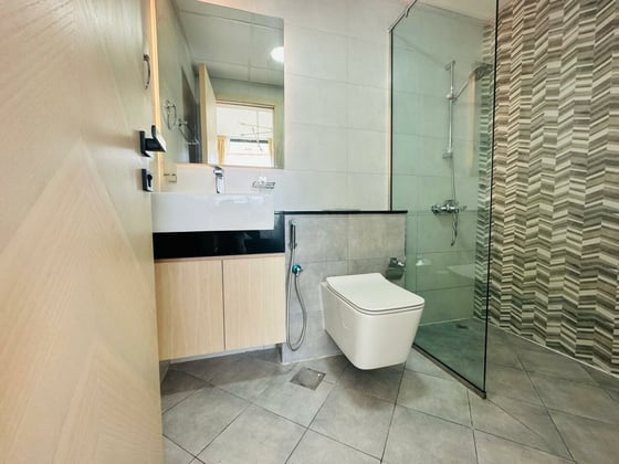 Spacious Layout | Skyline Views | Eviction Notice, picture 6