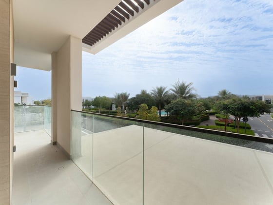 Genuine Listing | Across Pool and Gym | Single Row, picture 13