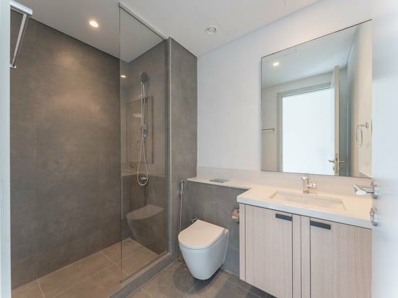 Genuine Listing | Across Pool and Gym | Single Row, picture 15