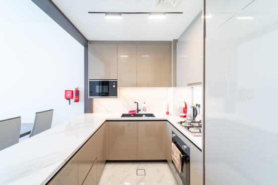 Fully Furnished | Brand New | Post Handover, picture 7