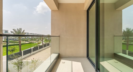 Upgraded villa in Arabian Ranches with rooftop suite, picture 24