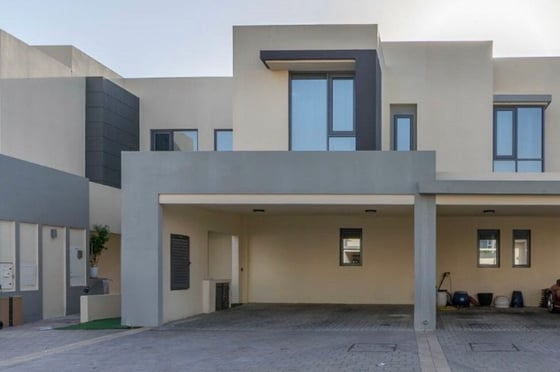 Spacious  |  Unfurnished  |  Vacant in June, picture 1