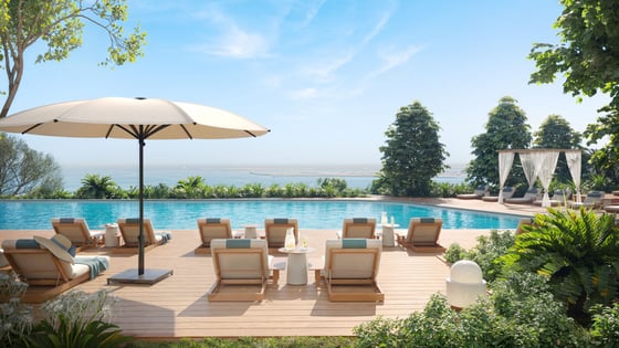 Skyline Oasis | Luxury Living | Waterside Retreat, picture 1