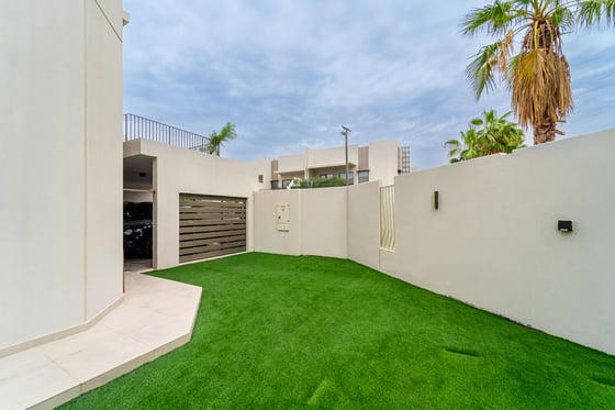 Fully Upgraded | Corner Unit | Large Plot, picture 16