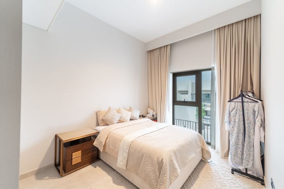 Fully Upgraded | Corner Unit | Large Plot, picture 8
