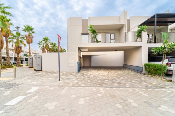Fully Upgraded | Corner Unit | Large Plot, picture 21