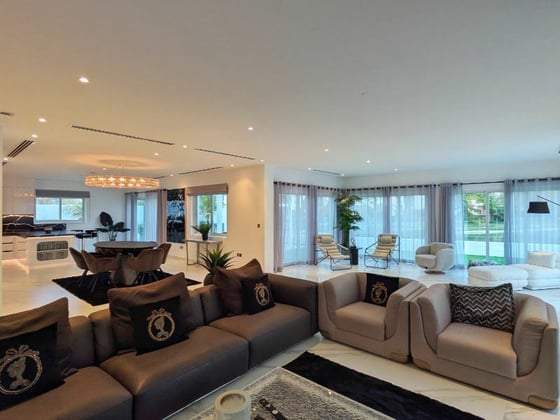 Lake Backing | Luxury Furnishing | Move-in ready, picture 15