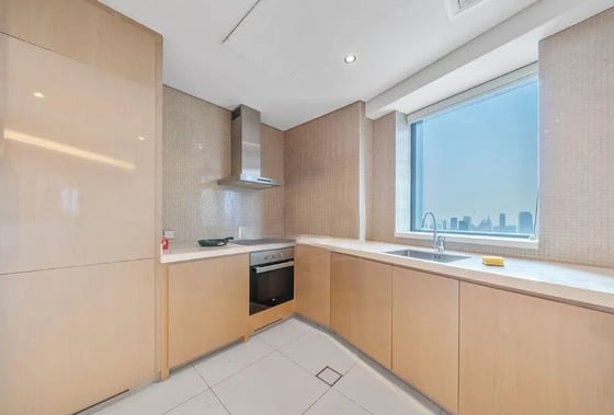 Burj Khalifa View | Spacious Layout | Vacant, picture 6