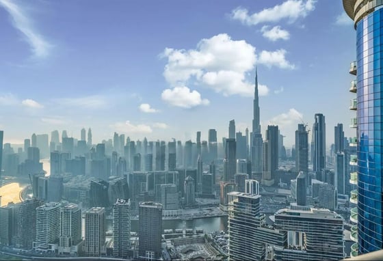 Burj Khalifa View | Spacious Layout | Vacant, picture 1