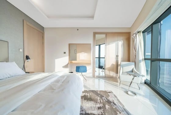 Burj Khalifa View | Spacious Layout | Vacant, picture 17