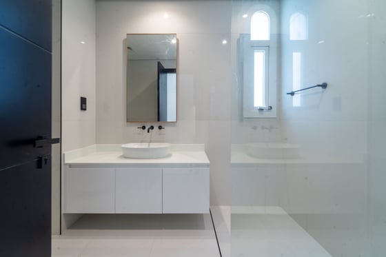 Luxury  and Modern | Exclusive Location |  GCC, picture 19