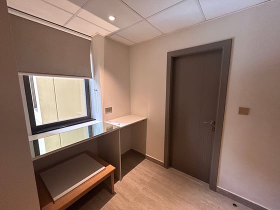 Vacant| Fully Upgraded | Furnished......, picture 18
