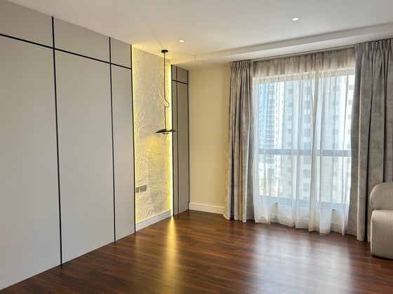 Vacant| Fully Upgraded | Furnished......, picture 13
