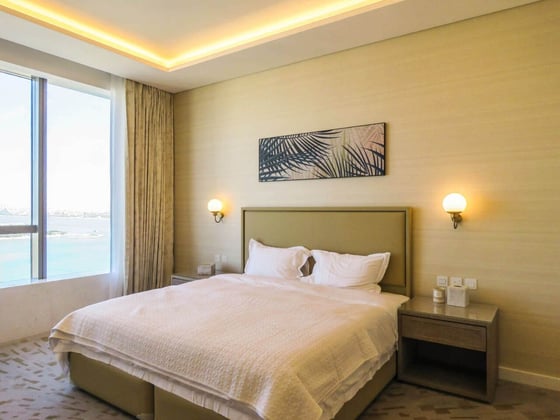 Waterfront 1BR | Prime Location | Full Sea View, picture 9