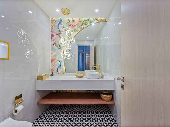 Luxuriously Upgraded and Furnished Townhouse, picture 21
