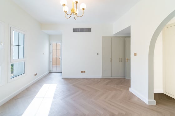 Beautifully Upgraded | Vacant | Reduced., picture 10