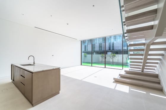 New | Corner Unit | Green Garden........, picture 5