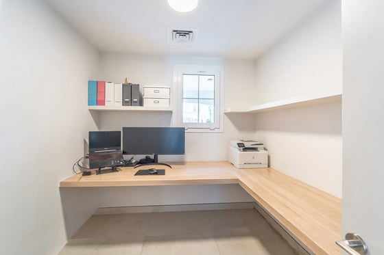 Motivated Seller | Prime Location | Premium Upgrades, picture 10