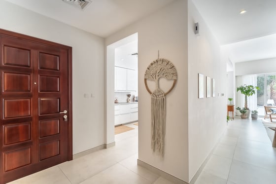 Motivated Seller | Prime Location | Premium Upgrades, picture 9