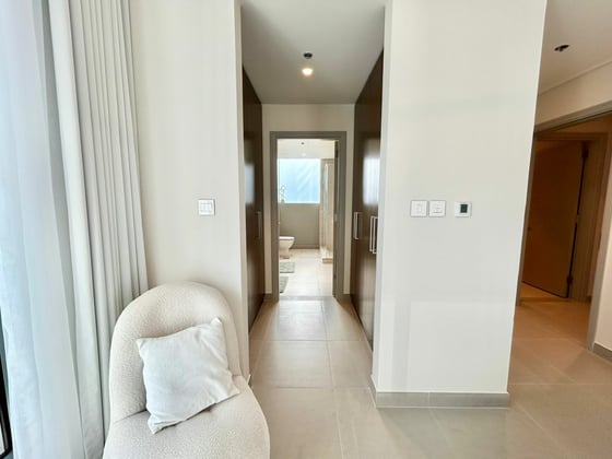 Vacant Now | Upgraded | Maid's Room....., picture 10