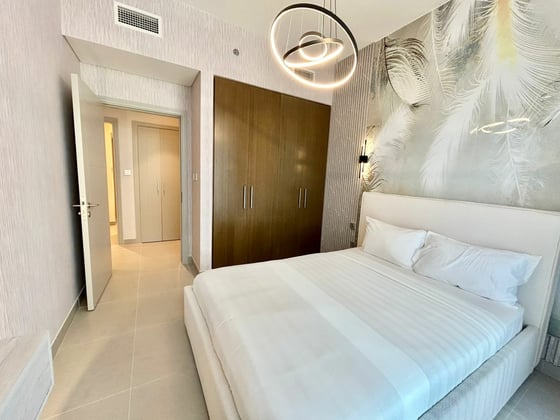 Vacant Now | Upgraded | Maid's Room....., picture 17