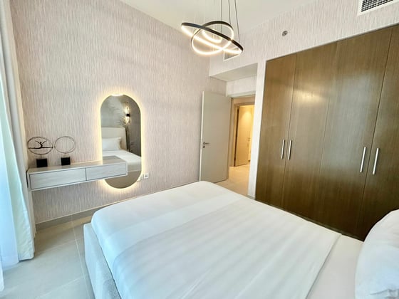 Vacant Now | Upgraded | Maid's Room....., picture 19